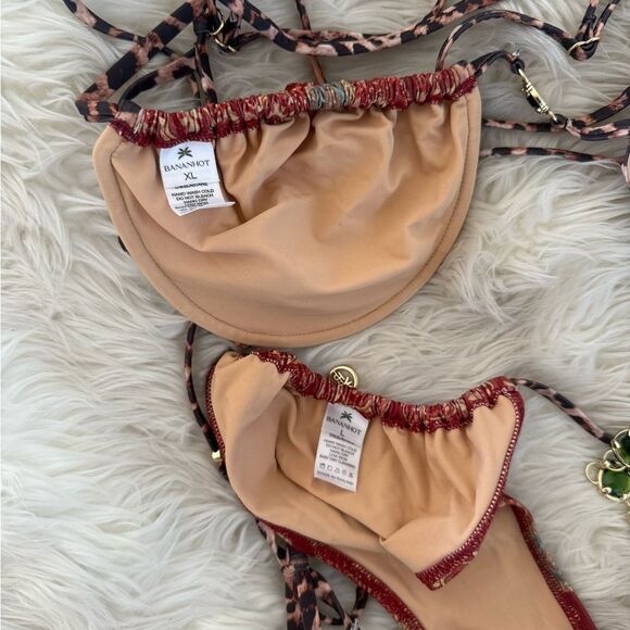 RARE Revolve Patterned Bikini Set - Picture 5 of 6